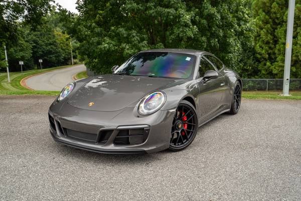 2018 Porsche 911 Carrera GTS Coupe