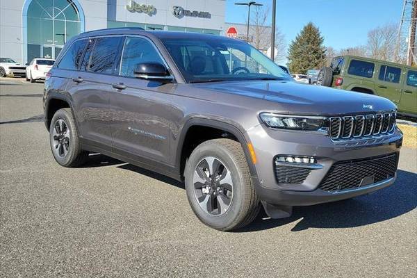 2024 Jeep Grand Cherokee 4xe Base Plug-In Hybrid