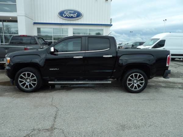 GMC Canyon with VIN: 1GTG5EEN6J1171669