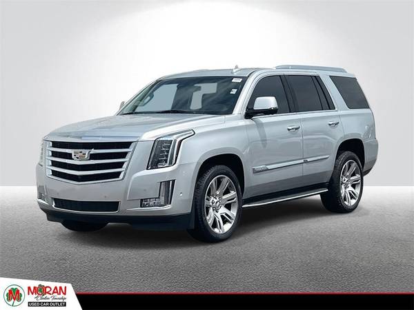 Cadillac Escalade with VIN: 1GYS4BKJ3JR239662