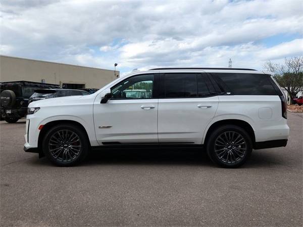 Cadillac Escalade with VIN: 1GYS4HK90RR363974