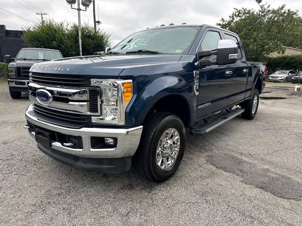 Ford F-250 Super Duty with VIN: 1FT7W2BT1HEB68051