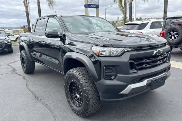 2024 Chevrolet Colorado Trail Boss  Crew Cab