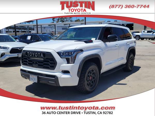 Toyota Sequoia with VIN: 7SVAAABA5PX020216