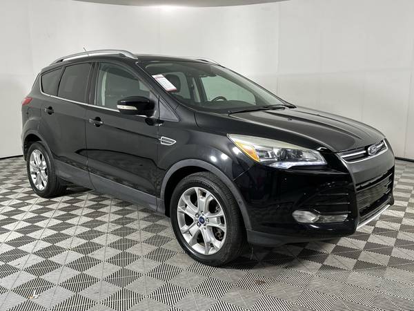 Ford Escape with VIN: 1FMCU9J90GUB09916