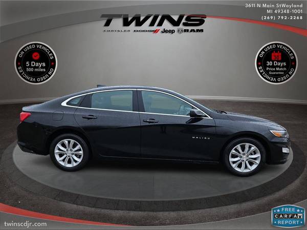 Chevrolet Malibu with VIN: 1G1ZD5ST9RF119054