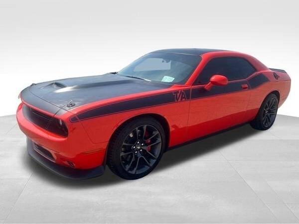 Dodge Challenger with VIN: 2C3CDZBT7PH512605