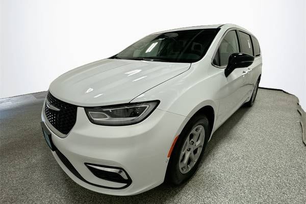 2024 Chrysler Pacifica