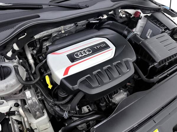 Audi TTS with VIN: TRUC1AFV1H1006176