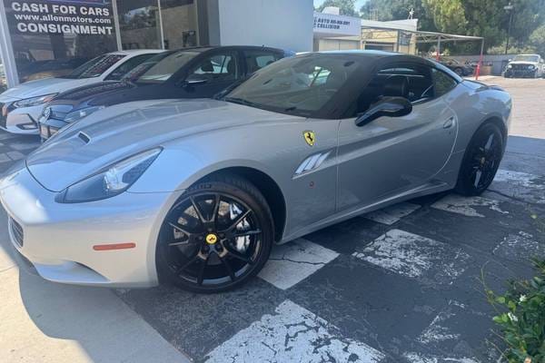 2012 Ferrari California Base Convertible