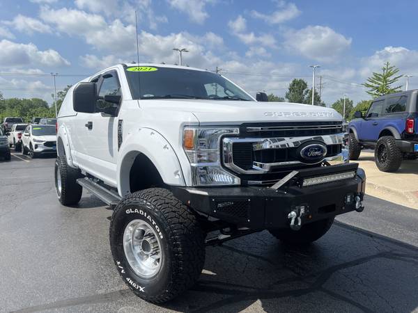 Ford F-250 Super Duty with VIN: 1FT7X2B6XMEC01632