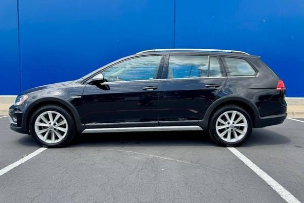 2017 Volkswagen Golf Alltrack TSI S