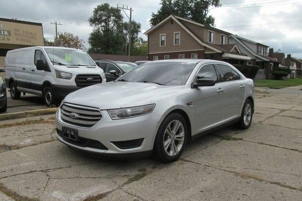 2015 Ford Taurus SE