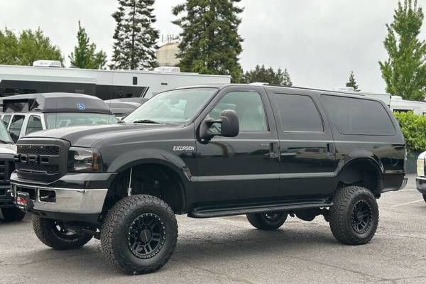 2005 Ford Excursion XLT