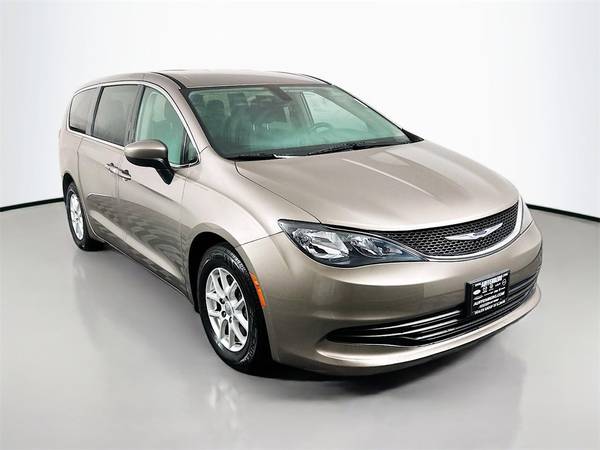Chrysler Pacifica with VIN: 2C4RC1DG1HR537733