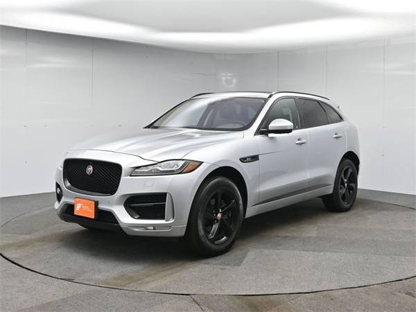 Jaguar F-PACE with VIN: SADCL2FX2LA639830
