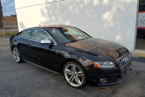 2010 Audi S5 Premium Plus quattro Coupe