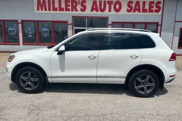 2012 Volkswagen Touareg VR6 Lux