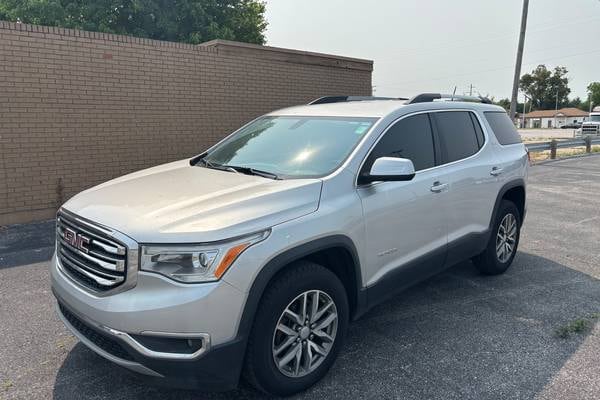 2018 GMC Acadia SLE-2