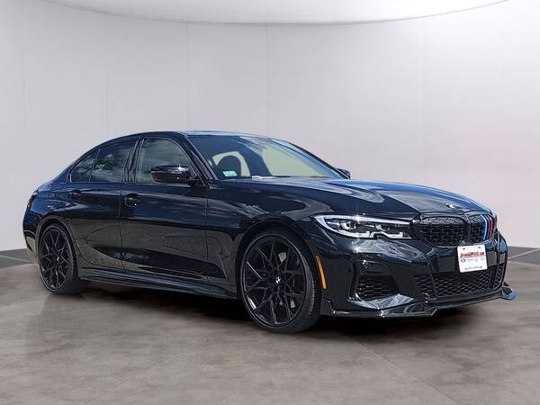 BMW 3 Series with VIN: 3MW5U9J0XM8C07002