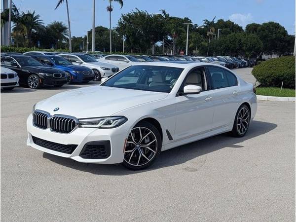 BMW 5 Series with VIN: WBA53BJ09MCE97139