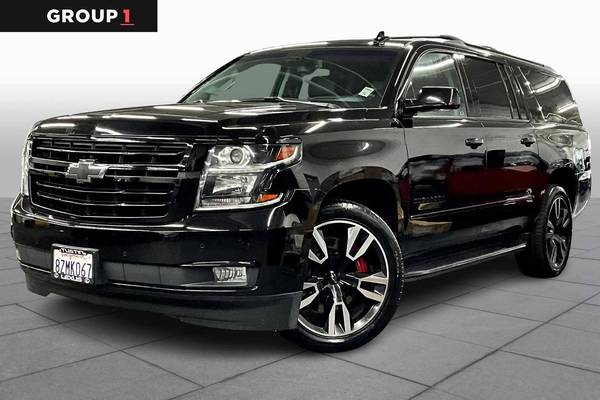 Chevrolet Suburban with VIN: 1GNSKJKJ8KR255337