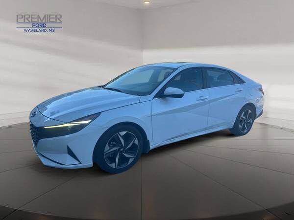 Hyundai Elantra with VIN: 5NPLN4AG3NH073150