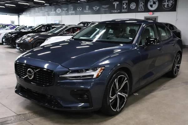 Volvo S60 with VIN: 7JRL12FL9RG297217