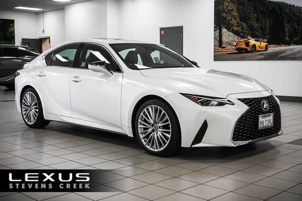 Lexus IS 300 with VIN: JTHDA1D22P5127585