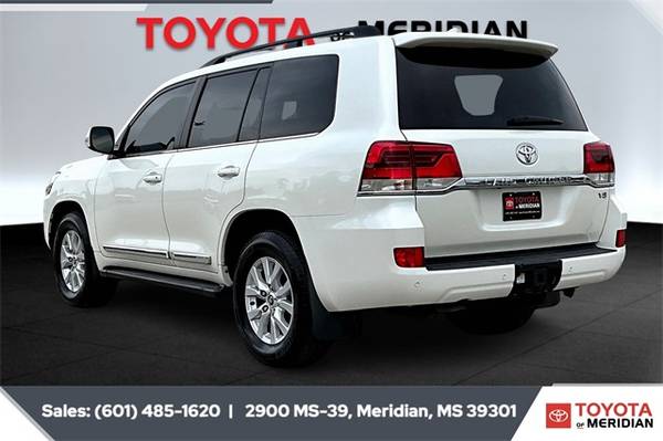 Toyota Land Cruiser with VIN: JTMCY7AJ0H4048818