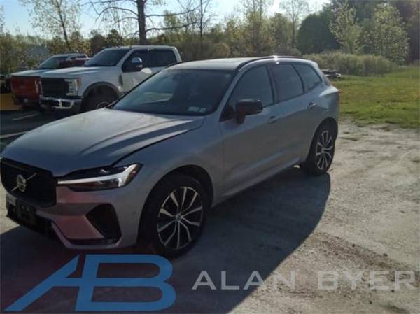 Volvo XC60 with VIN: YV4L12RL1R1895814