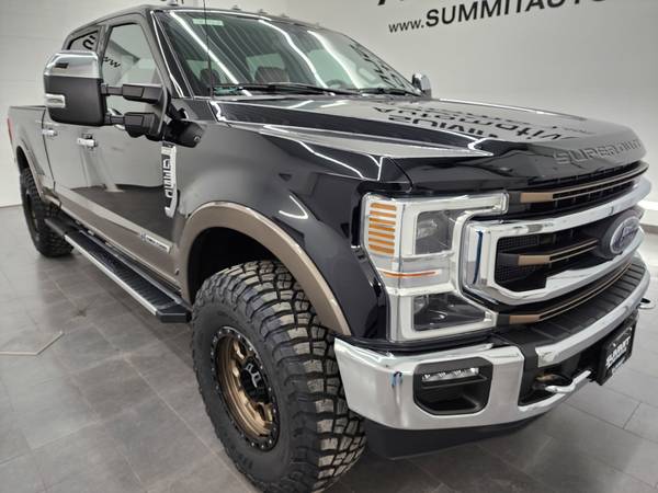 Ford F-350 Super Duty with VIN: 1FT8W3BT6NEG12269
