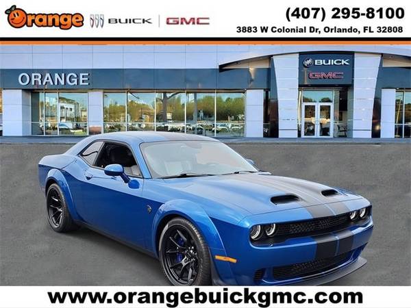Dodge Challenger with VIN: 2C3CDZL9XNH147126