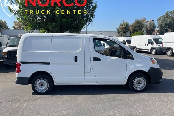 2015 Nissan NV200 S