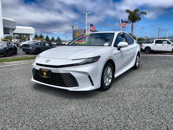 Toyota Camry with VIN: 4T1DAACK8SU101540
