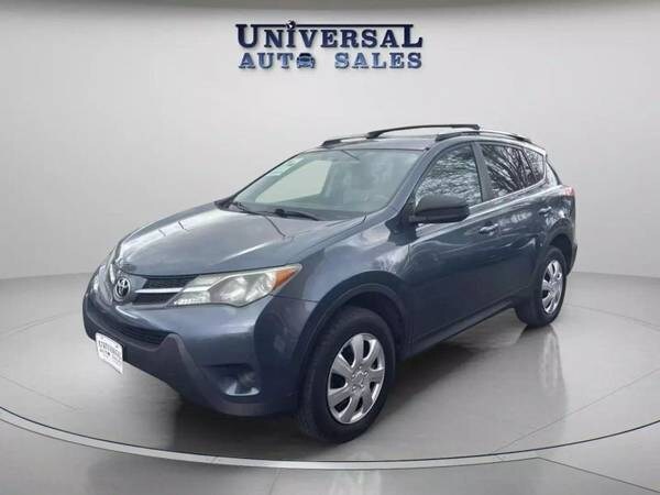 Toyota RAV4 with VIN: 2T3BFREV6EW163674