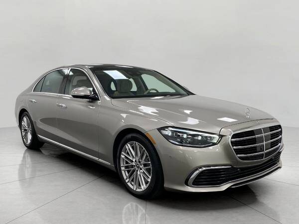 Mercedes-Benz S-Class with VIN: W1K6G7GBXNA145267