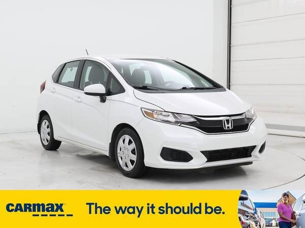 Honda Fit with VIN: 3HGGK5H43KM725672