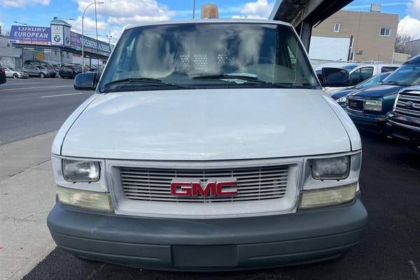 2004 GMC Safari Cargo Base