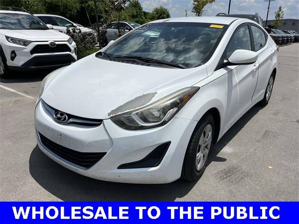 Hyundai Elantra with VIN: 5NPDH4AEXGH727168