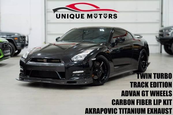 2014 Nissan GT-R Track Edition Coupe