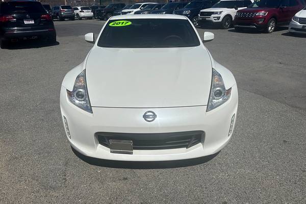 2017 Nissan 370Z Touring Coupe