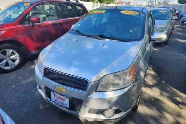 2011 Chevrolet Aveo Aveo5 2LT Hatchback