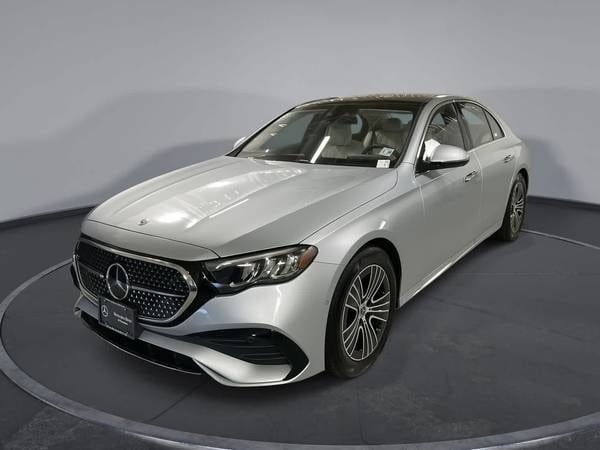 Mercedes-Benz E-Class with VIN: W1KLF4HB7SA110040
