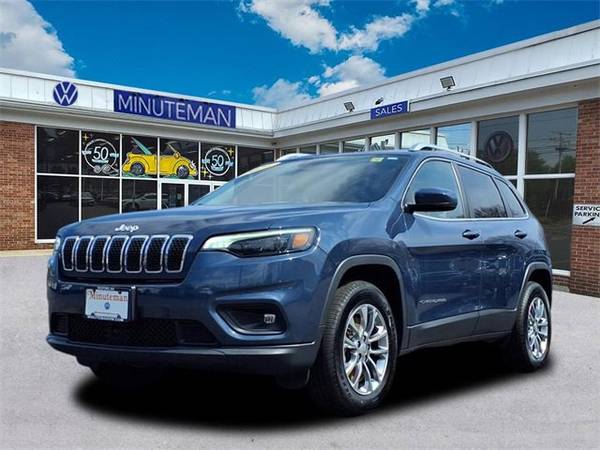 Jeep Cherokee with VIN: 1C4PJMLB3MD123631