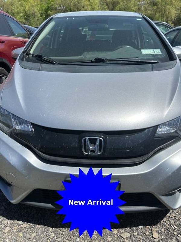 Honda Fit with VIN: 3HGGK5H5XFM751930