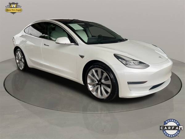 Tesla Model 3 with VIN: 5YJ3E1EA2KF332869
