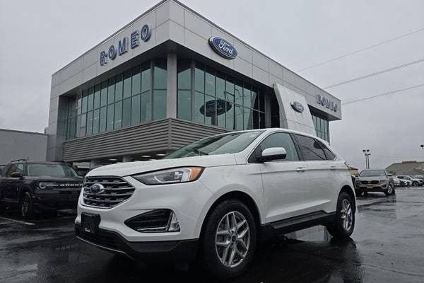 Certified 2022 Ford Edge SEL