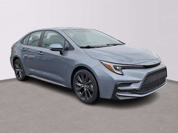 Toyota Corolla with VIN: 5YFS4MCE1PP160061