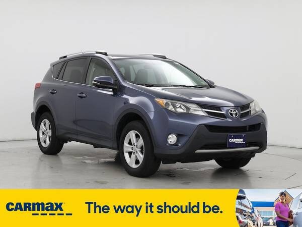 Toyota RAV4 with VIN: JTMRFREV8ED066035